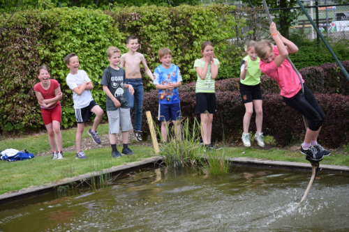 Diverse survival activiteiten in en rond het water als schooluitje of schoolreisje
